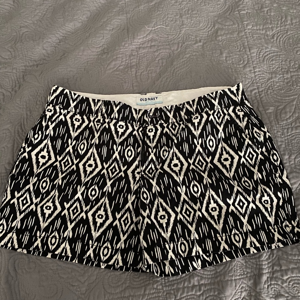 4 for $16 /// Old Navy Shorts | Size 8
